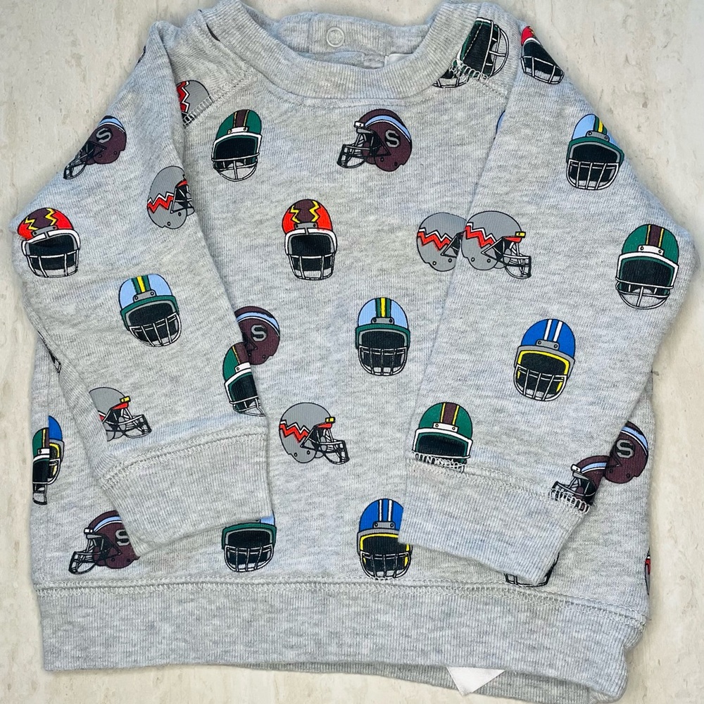 Stella McCartney graphic sweatshirt.